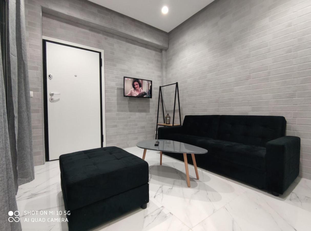 Modern Apartment With A Huge Terrace أثينا المظهر الخارجي الصورة