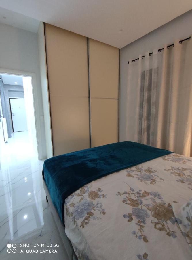 Modern Apartment With A Huge Terrace أثينا المظهر الخارجي الصورة