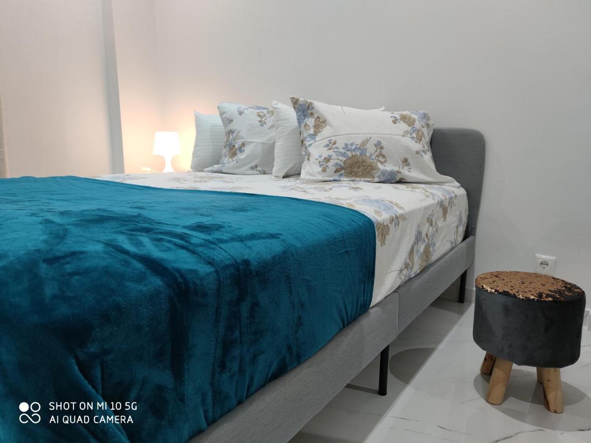 Modern Apartment With A Huge Terrace أثينا المظهر الخارجي الصورة