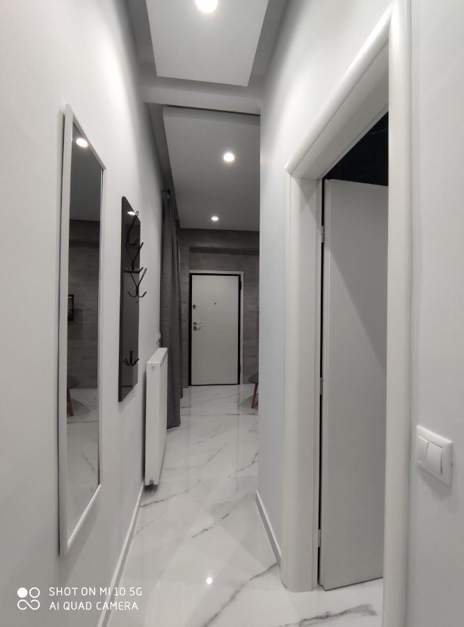 Modern Apartment With A Huge Terrace أثينا المظهر الخارجي الصورة