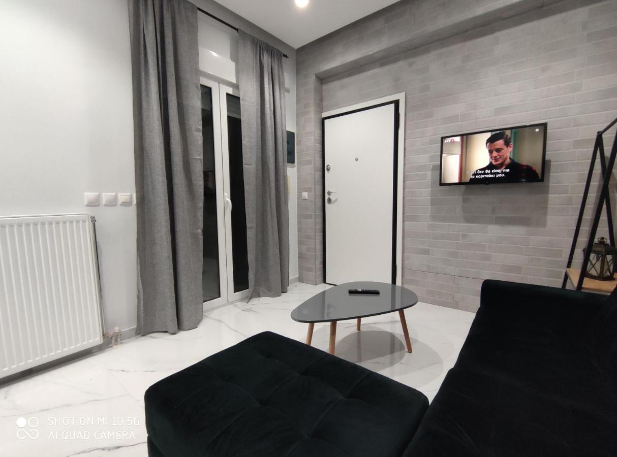 Modern Apartment With A Huge Terrace أثينا المظهر الخارجي الصورة