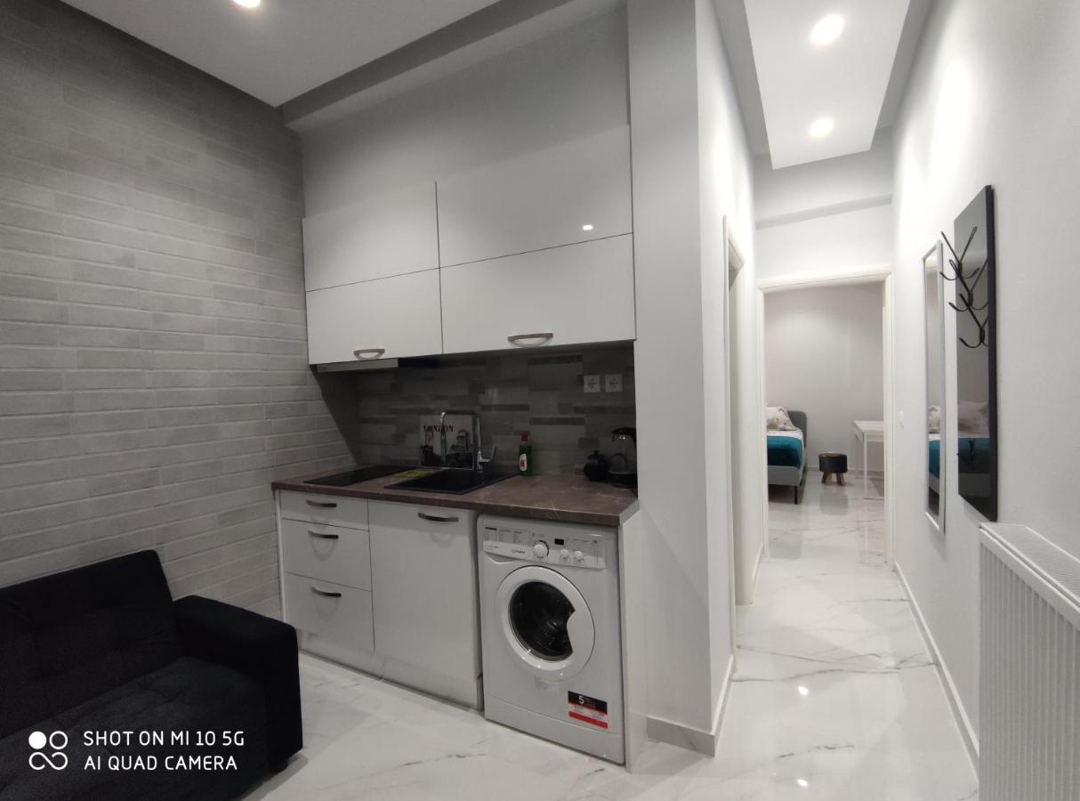 Modern Apartment With A Huge Terrace أثينا المظهر الخارجي الصورة